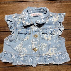 Nannette Baby Denim Vest Top w/ White Flowers - Size 6-9M